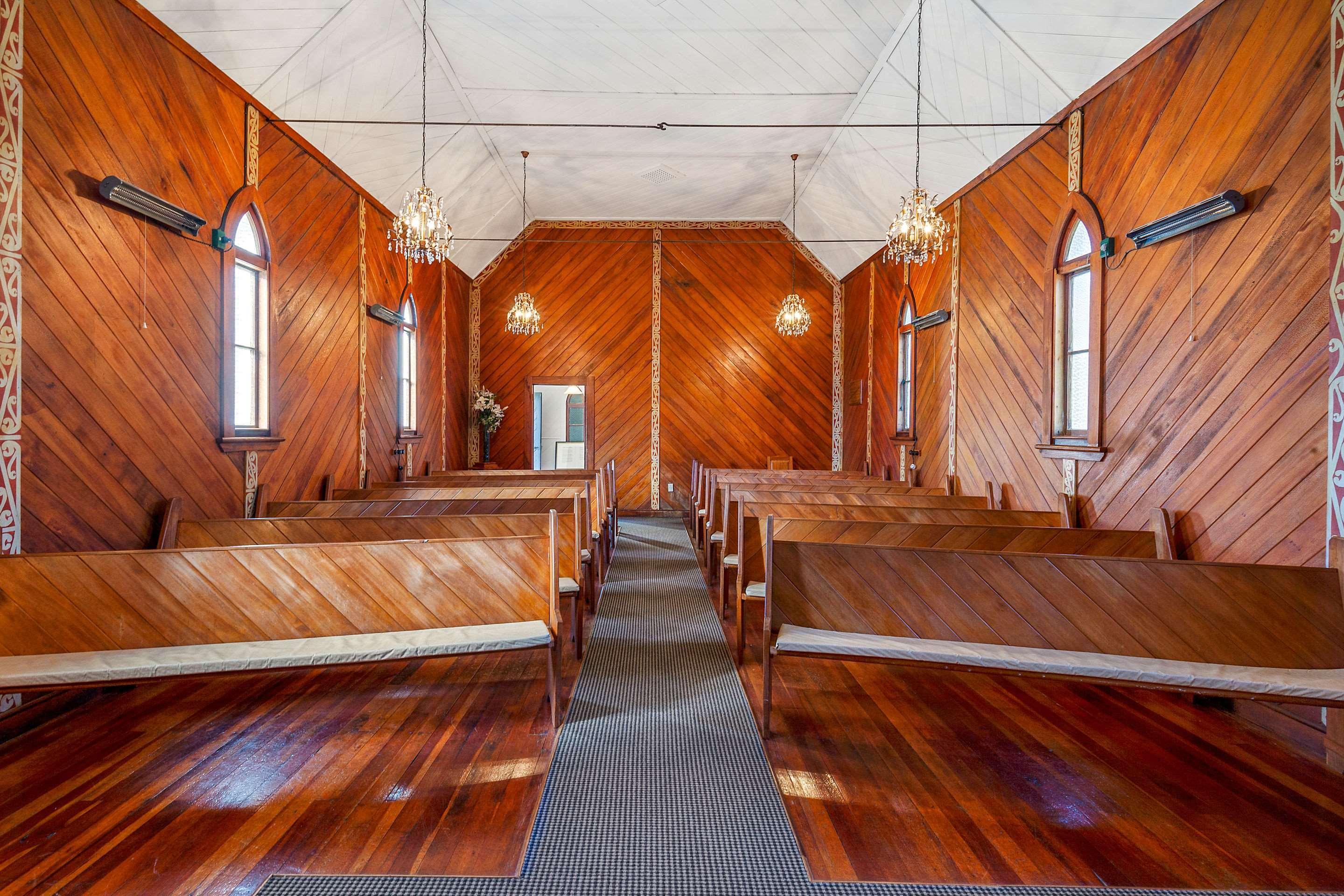 Huka Falls Resort Таупо Екстериор снимка Interior of the church